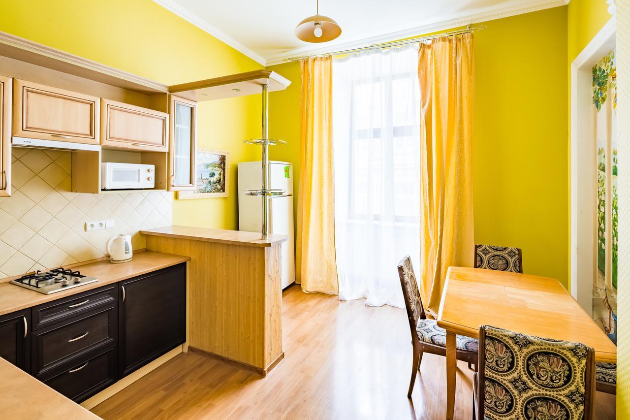 2 Virmens'Ka Apartment Lviv Luaran gambar